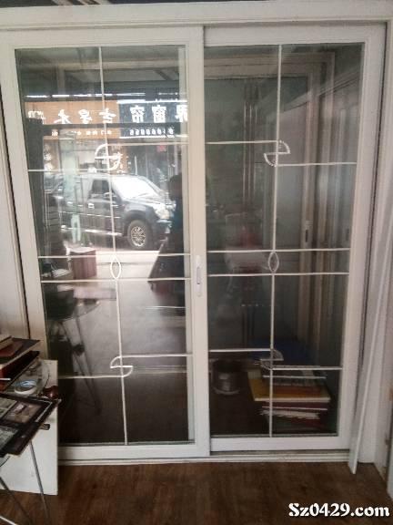 专说维修室内拉门以及室内装修服务
